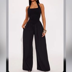 Fashion Nova Weekend Schedule halter neck jumpsuit NWT size M